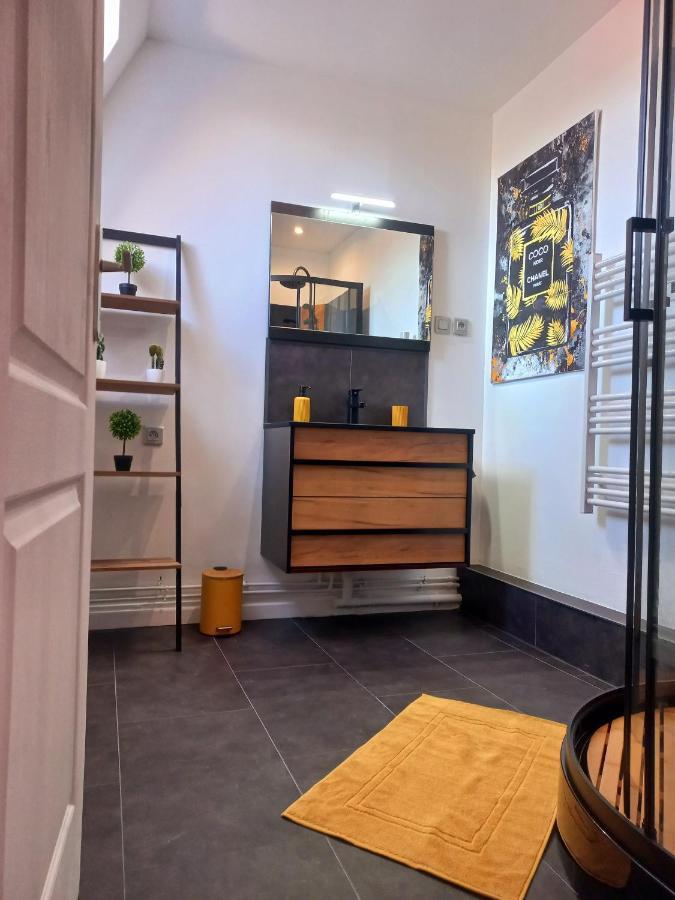 Game Room Еперне Екстер'єр фото
